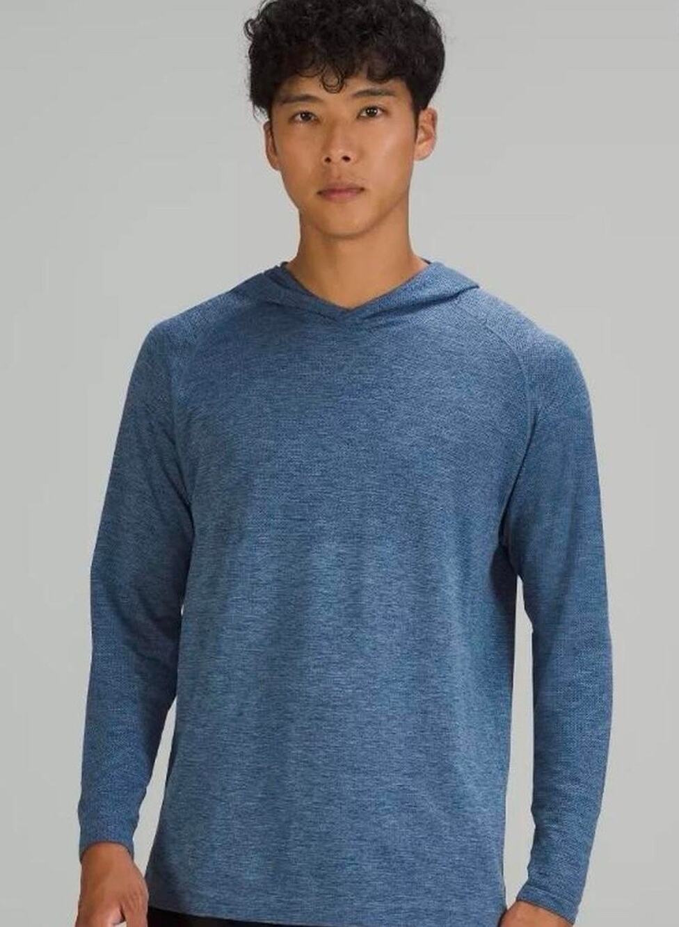 Lululemon Men’s Metal Vent Tech Hoodie 2.0 M Long Sleeve Navy Live in Practice